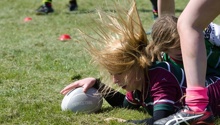 Image of Guildfordians RFC (GRFC) Girls Rugby team located on Stoke Park Guildford - Teamwork